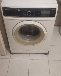 منزل وحديقة