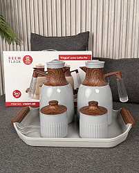 منزل وحديقة