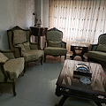 منزل وحديقة