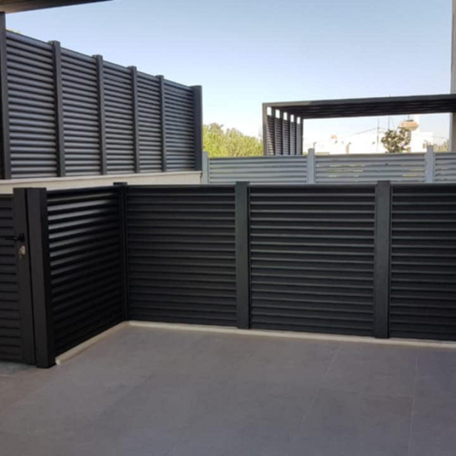 منزل وحديقة