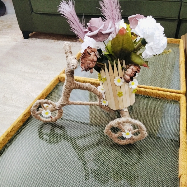 اخرى