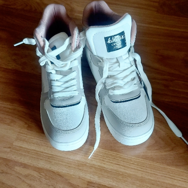 أزياء وموضة