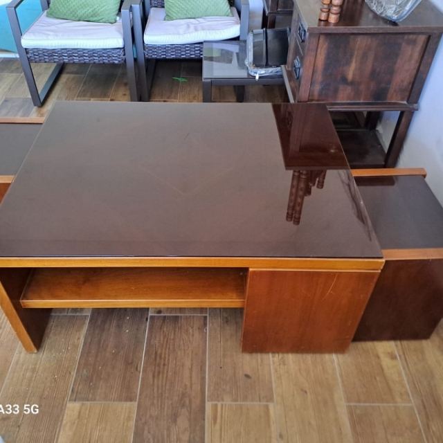 منزل وحديقة