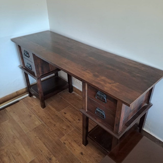 منزل وحديقة